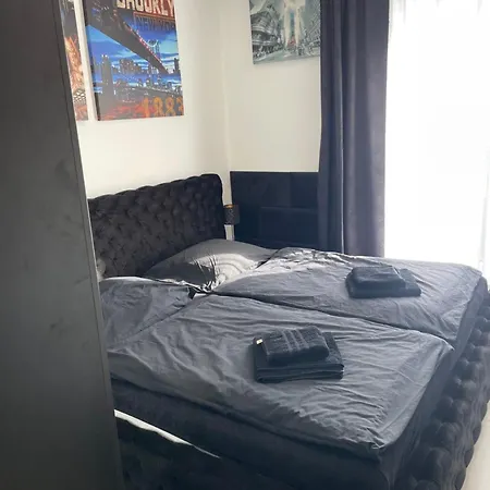Sia Garazove Parkovanie بوبراد