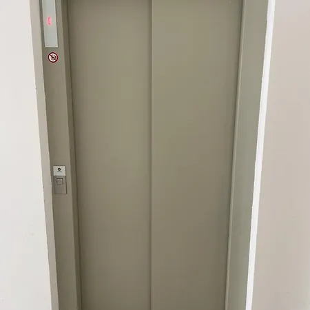 Sia Garazove Parkovanie Lejlighed *