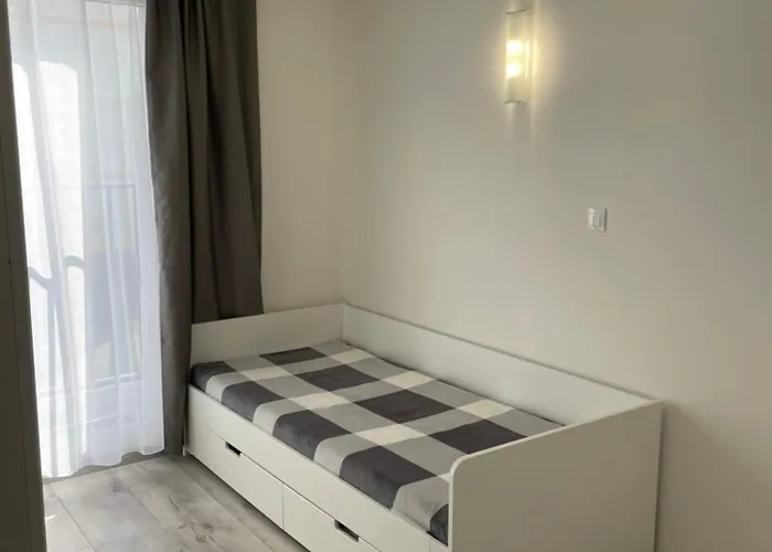 Διαμέρισμα Sia Garazove Parkovanie Πόπραντ